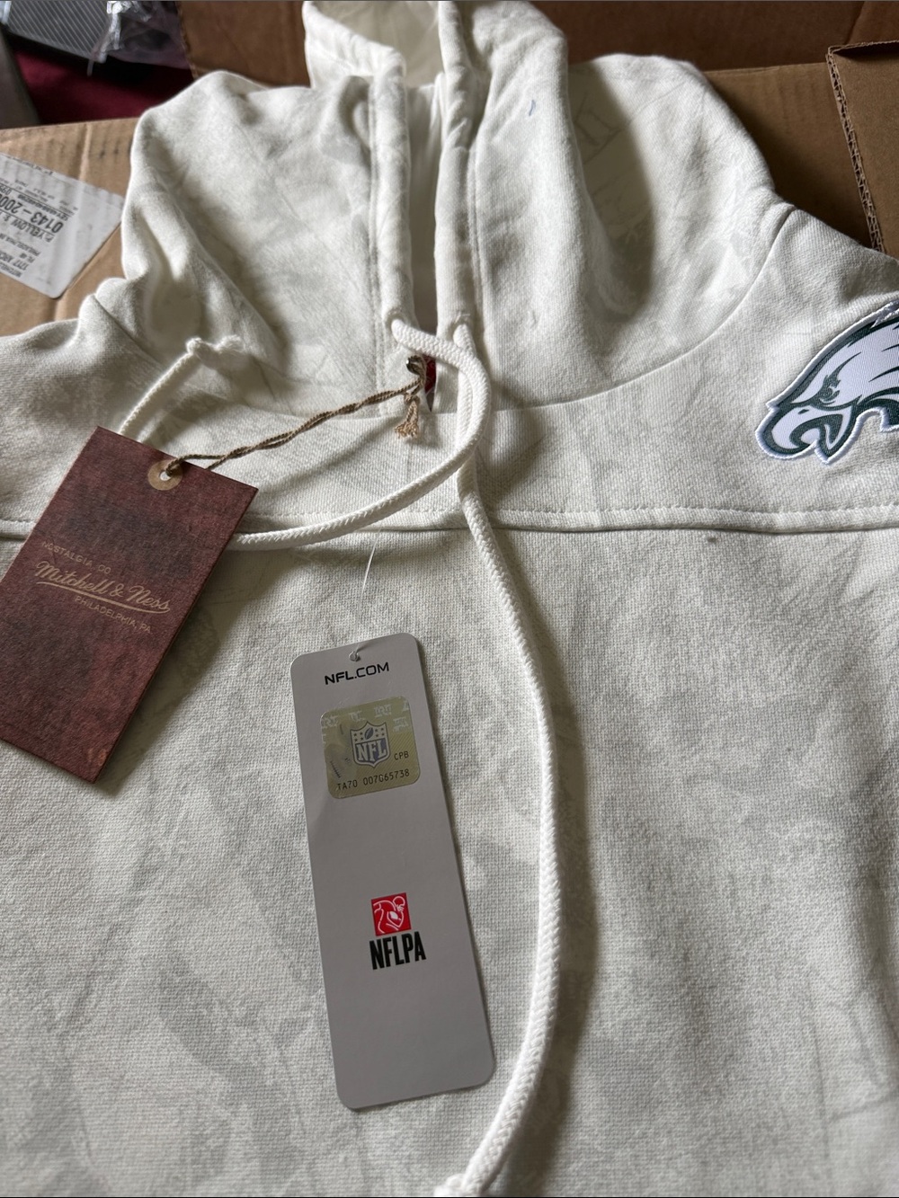Mitchell & Ness Off-White Philadelphia Eagles Crewneck